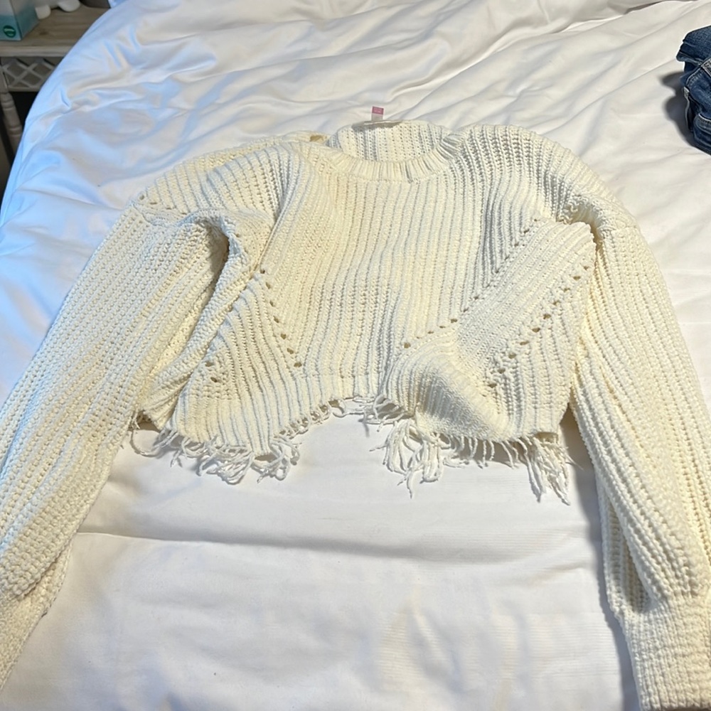 Cropped sweater